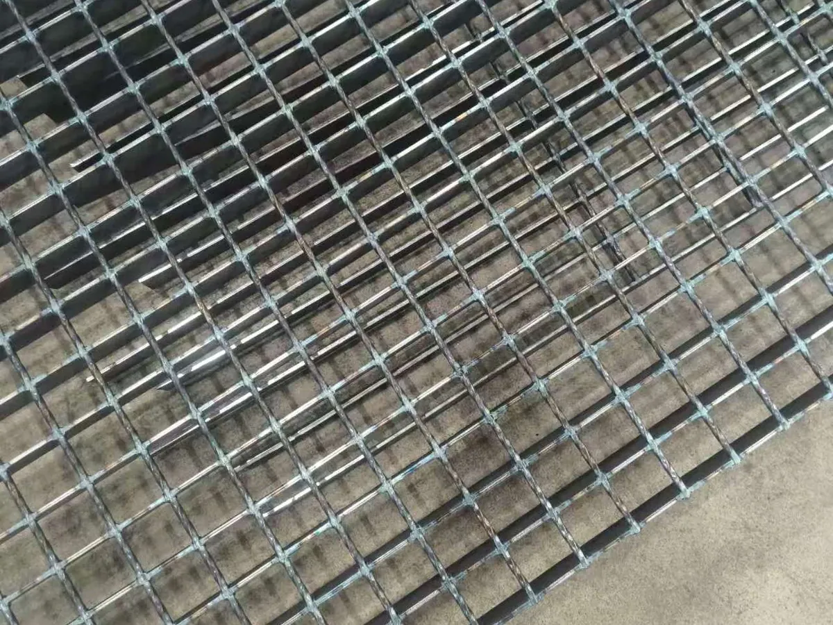 Heavy-duty platform grating produced by the GGV line