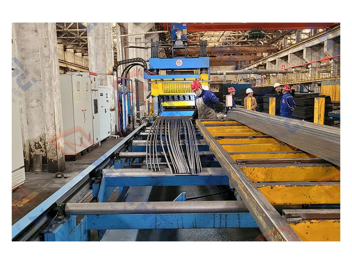 Steel grating flat bar rack and feeding system